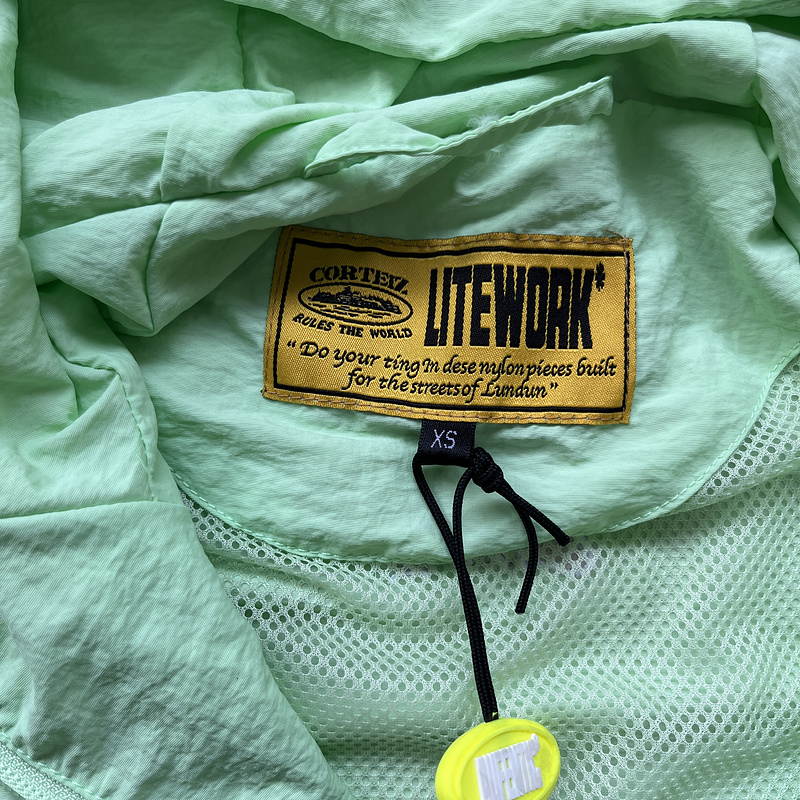 280¥ windbreaker in mint | Yupoo - Image 10