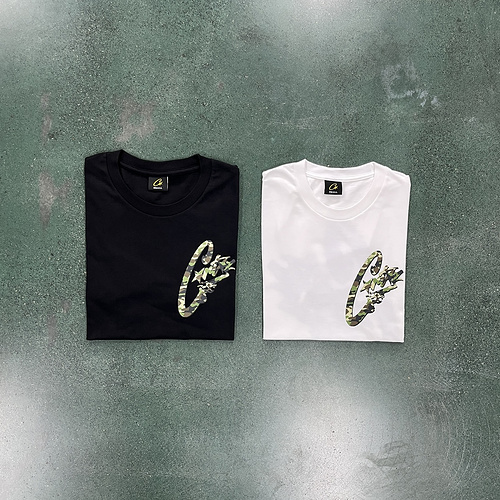 78¥Black/Camouflage Pistol T-Shirt 