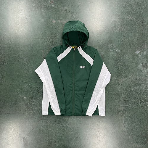 280¥ White and Green Jacket 