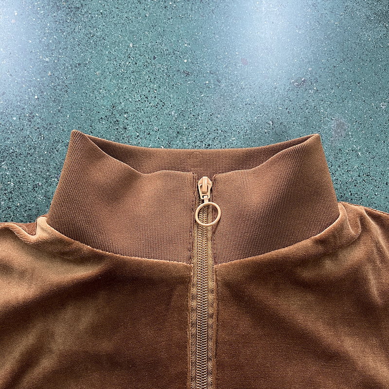 390¥ Velor track set - brown | Yupoo - Image 12