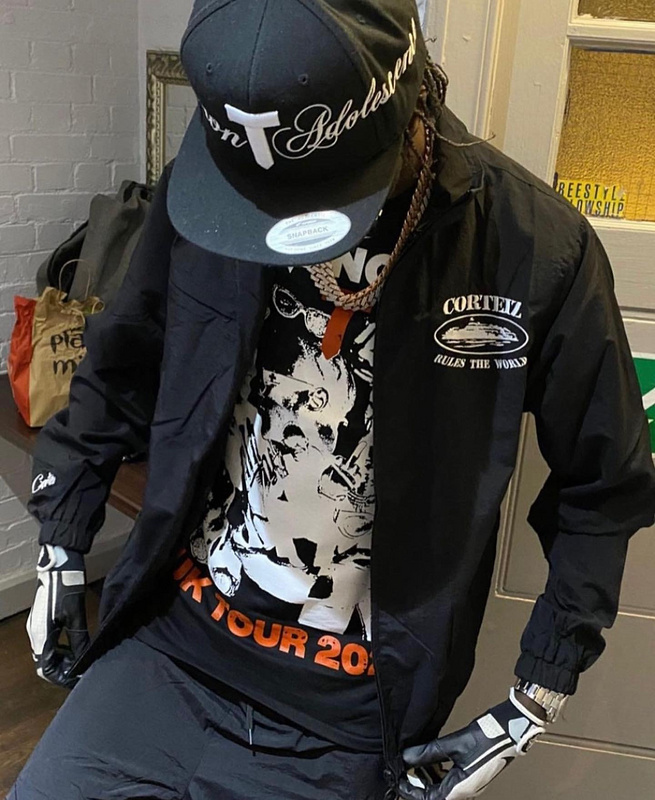 390¥ white shukushuku suit | Yupoo - Image 34