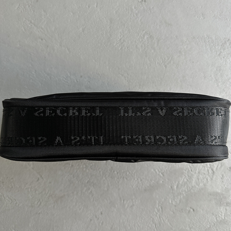 83¥ it's a secret bag-black/grey | Yupoo - Image 10