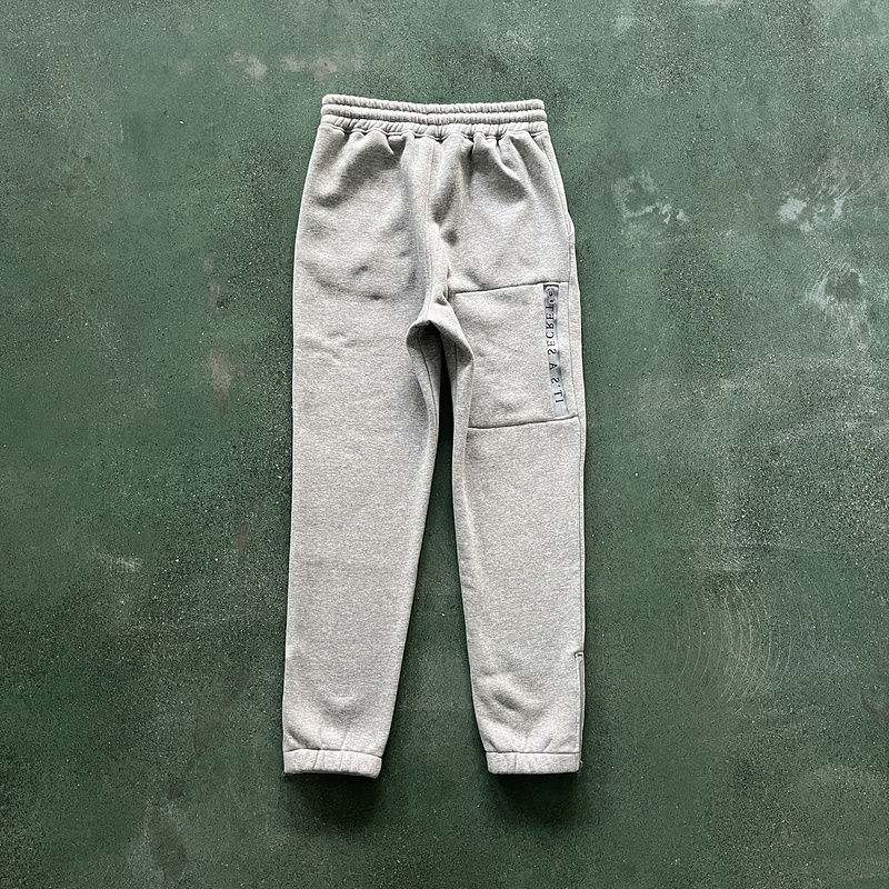 266¥ CHENILLE DECODED 2.0 HOODED TRACKSUIT | Yupoo - Image 20