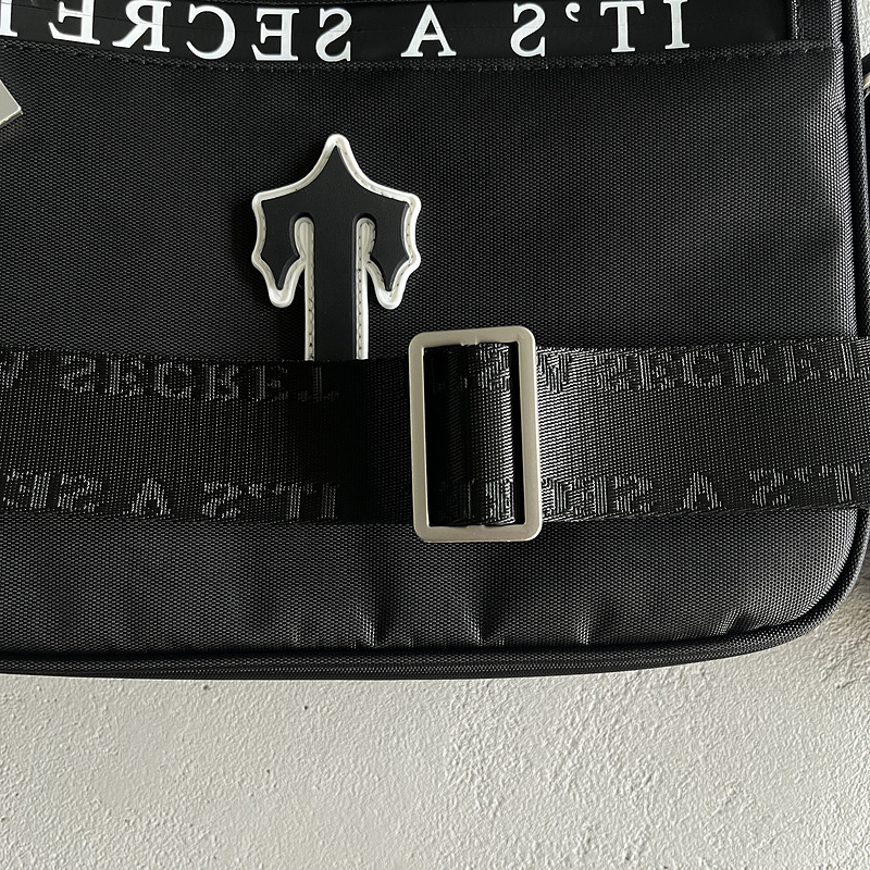 90¥ A SecretT bag-black/white | Yupoo - Image 10