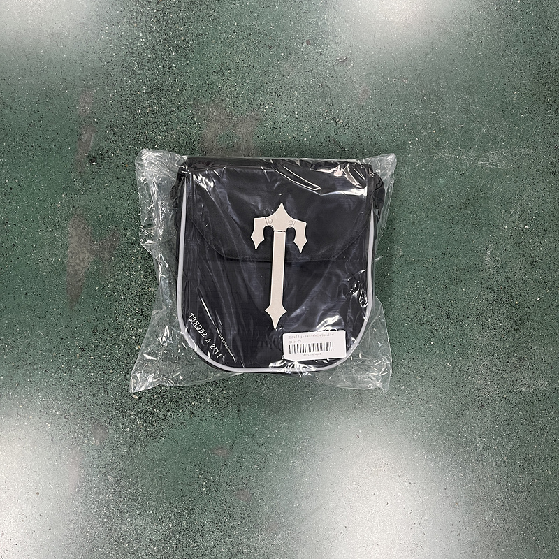 90¥ COBRA T BAG - BLACK / REFLECTIVE | Yupoo - Image 5