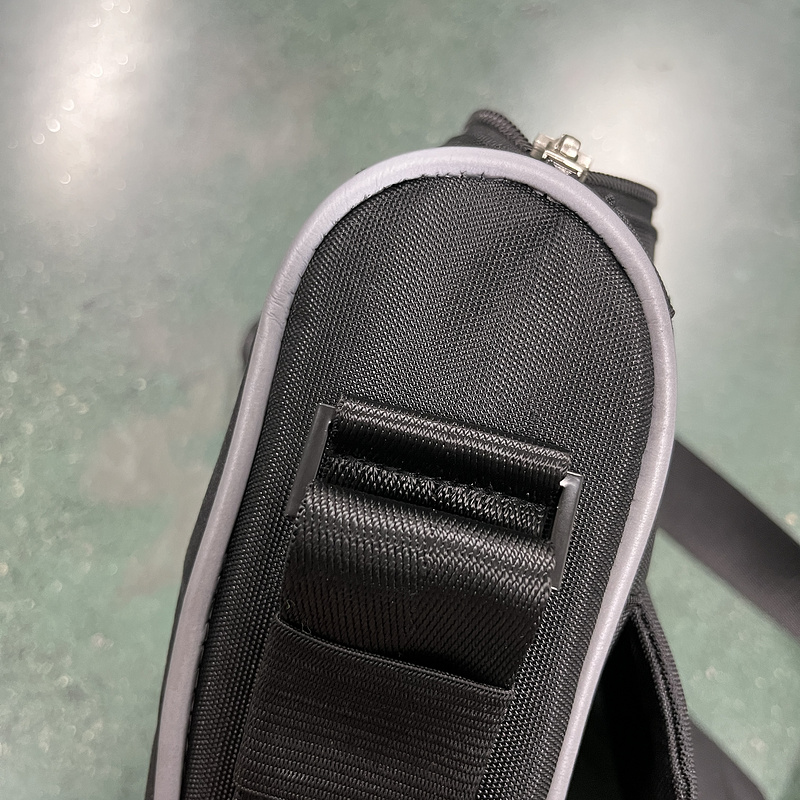 90¥ COBRA T BAG - BLACK / REFLECTIVE | Yupoo - Image 17