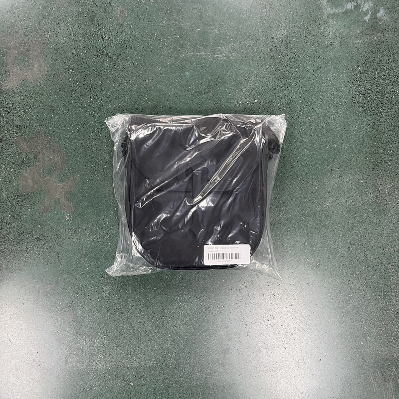 90¥ COBRA T BAG - BLACK/BLACK | Yupoo - Image 3