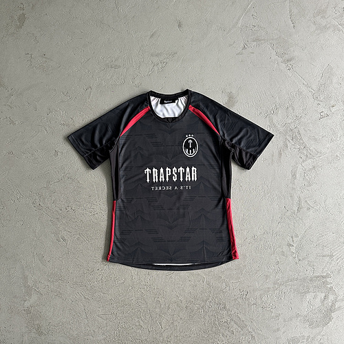 84¥ TS football t-shirts -black red