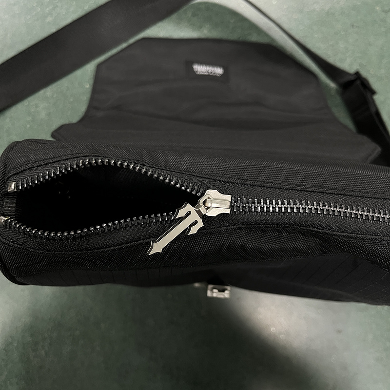 90¥ COBRA T BAG - BLACK/SILVER | Yupoo - Image 14