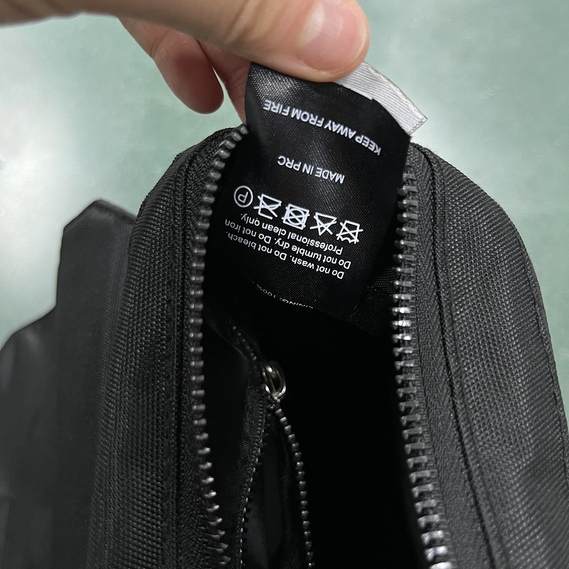 90¥ COBRA T BAG - BLACK/SILVER | Yupoo - Image 20