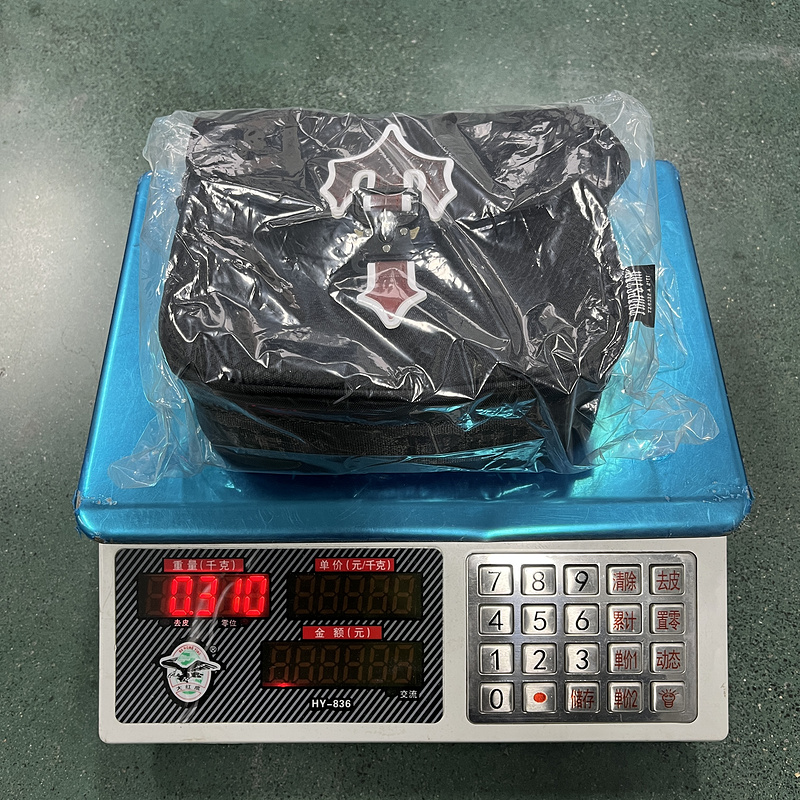 76¥MESSENGER BAG 1.0 - BLACK / RED GRADIENT | Yupoo - Image 2