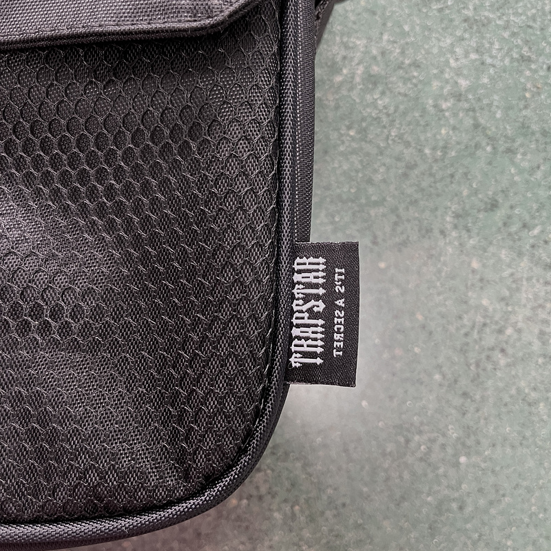 76¥ IRONGATE T CROSS-BODY BAG - BLACK/ice blue | Yupoo - Image 10