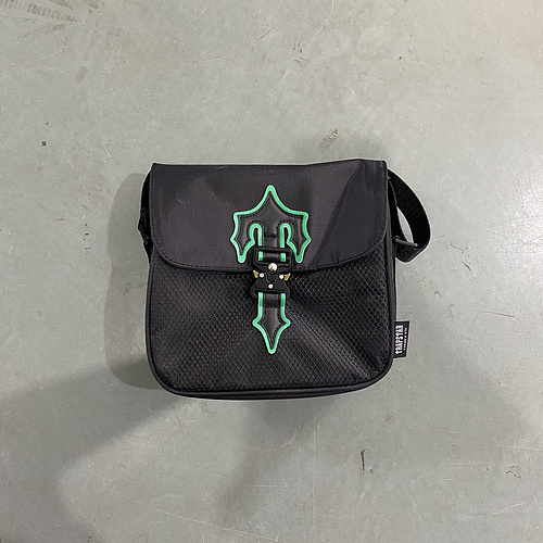 76¥ 1.0 Bag -Black/Green 
