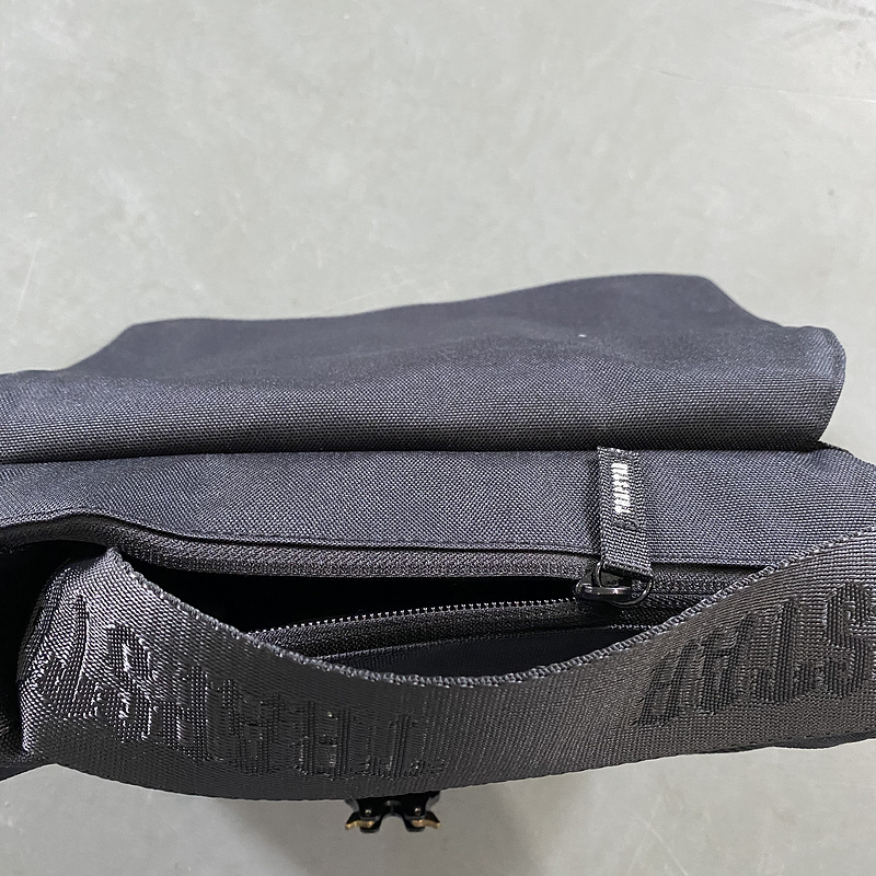 104¥  2.0 bag-black/White | Yupoo - Image 8