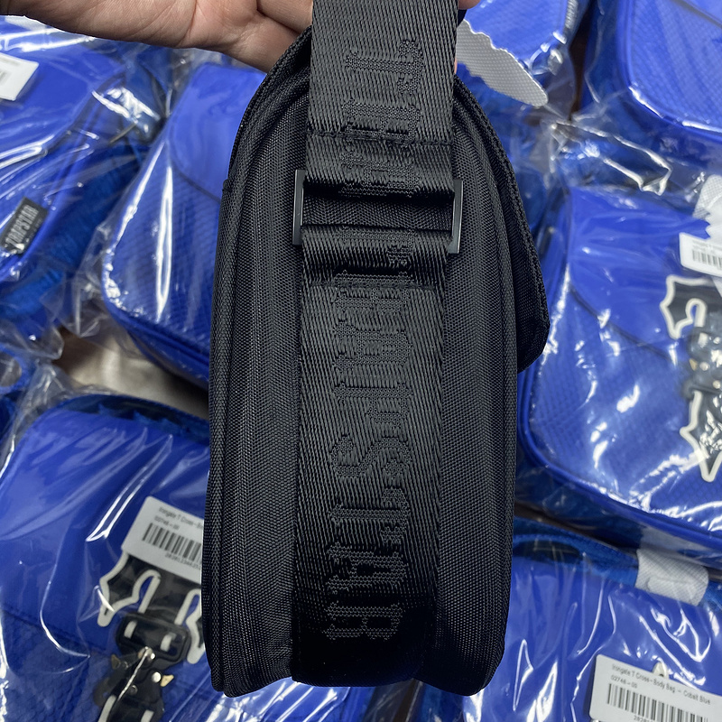 69¥  lorngate T Cross-boby bag | Yupoo - Image 12
