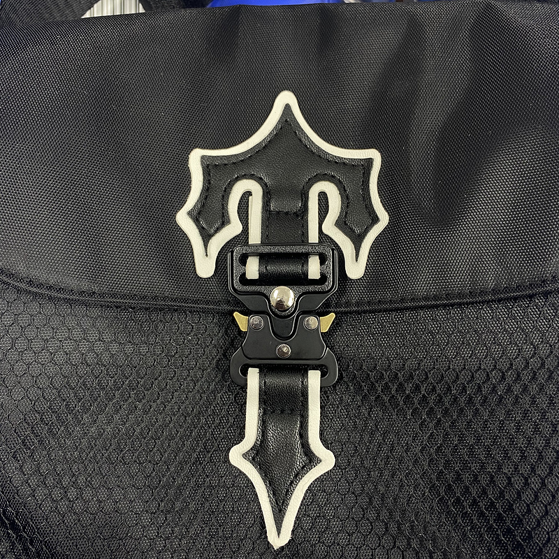 69¥  lorngate T Cross-boby bag | Yupoo - Image 15