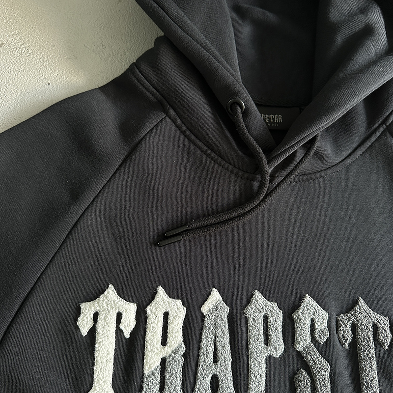 266¥ decdoded chenille 2.0 hooded tracksuit-black/purple | Yupoo - Image 13