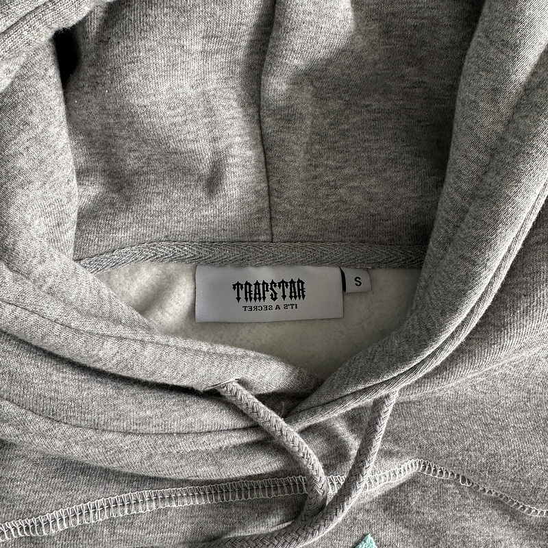 252¥ irongate chenille arch hoodie tracksuit  Grey/sea blue | Yupoo - Image 14