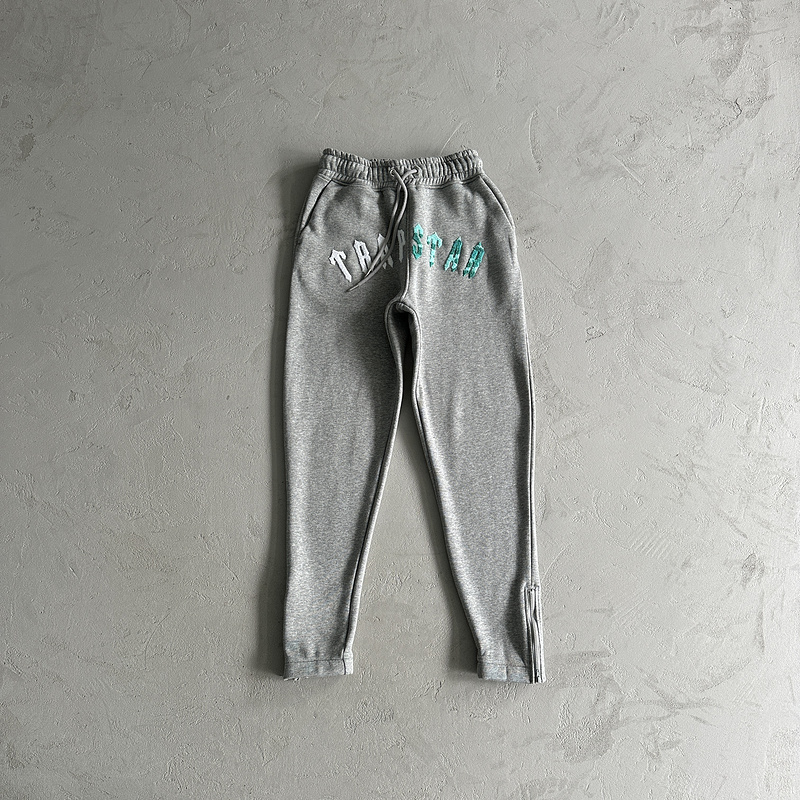252¥ irongate chenille arch hoodie tracksuit  Grey/sea blue | Yupoo - Image 18