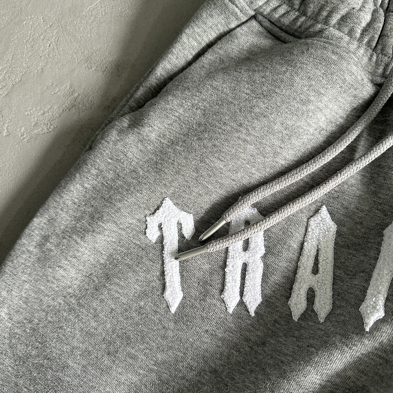 252¥ irongate chenille arch hoodie tracksuit  Grey/sea blue | Yupoo - Image 23