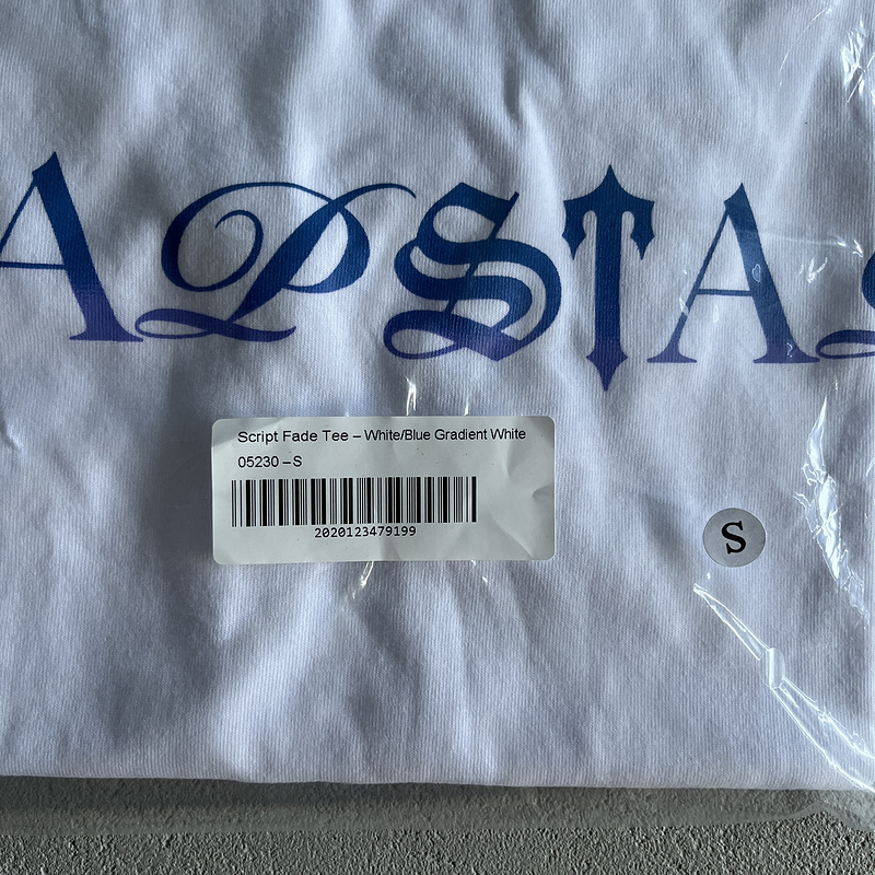 53¥ script fade tee-black/blue | Yupoo - Image 9