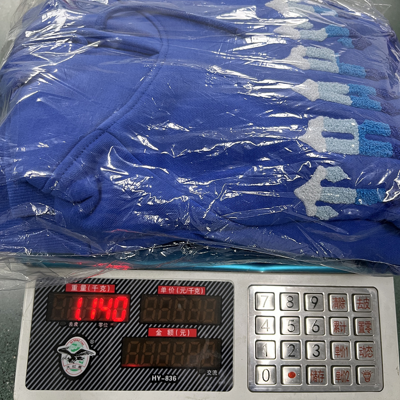 266¥ CHENILLE DECODED 2.0 -dazzling blue | Yupoo - Image 4