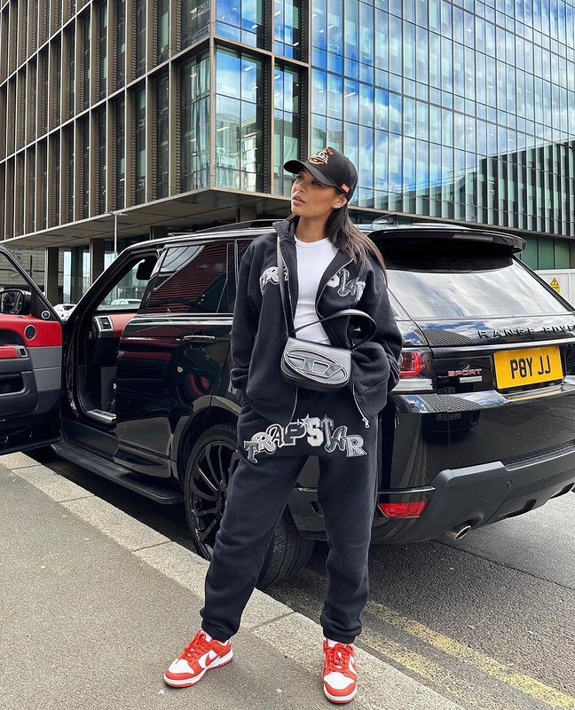 266¥ Widcard Zip-black /monochrome | Yupoo - Image 26