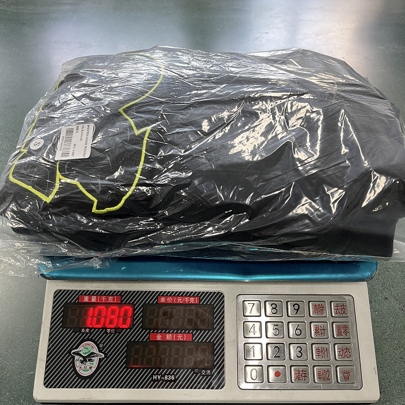 252¥ SHOOTERS HOODED TRACKSUIT - BLACK/LIME Sale price | Yupoo - Image 3