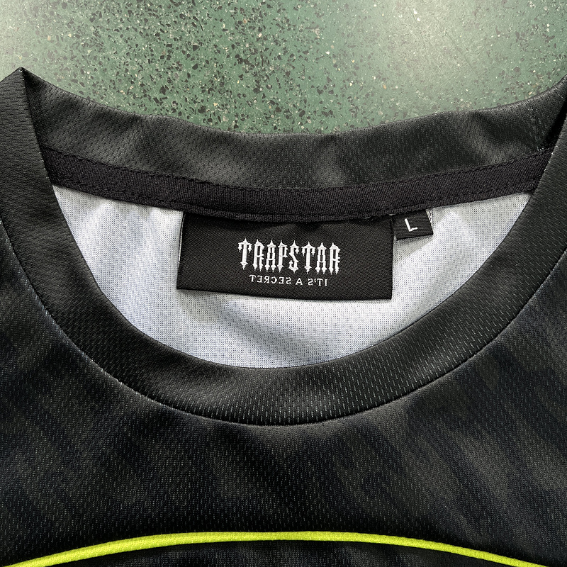 84¥  T football jersey-Black-Lime | Yupoo - Image 9