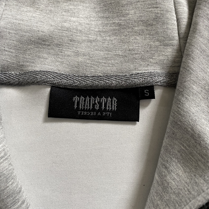 266¥ Iorgat T fleece tarcksuit | Yupoo - Image 28