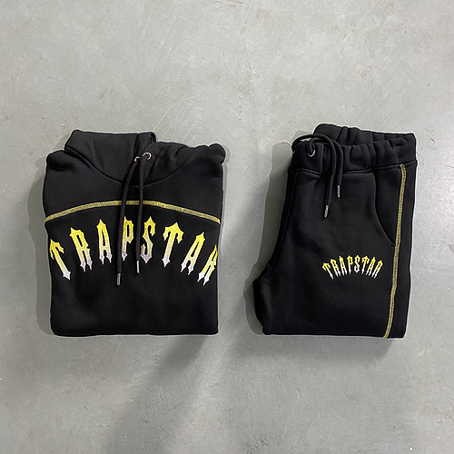 262¥ Central Cee Set 
