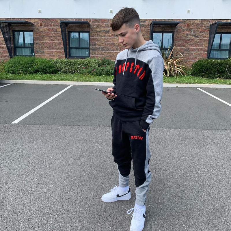 262¥  Trapstar Irongate Tracksuit | Yupoo - Image 56