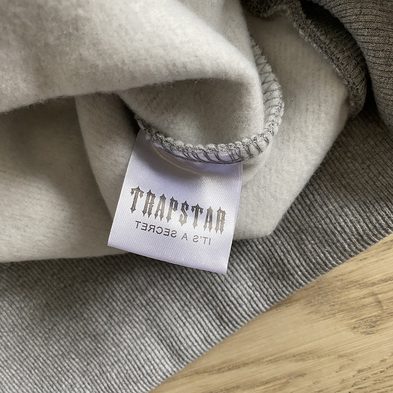 266 ¥ Trapstar Shooters Hooded Tracksuit | Yupoo - Image 10