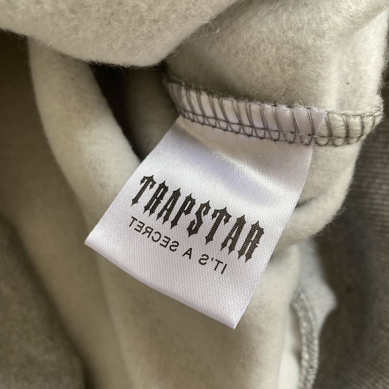 266¥ Trapstar Shooters Hooded Tracksuit | Yupoo - Image 11