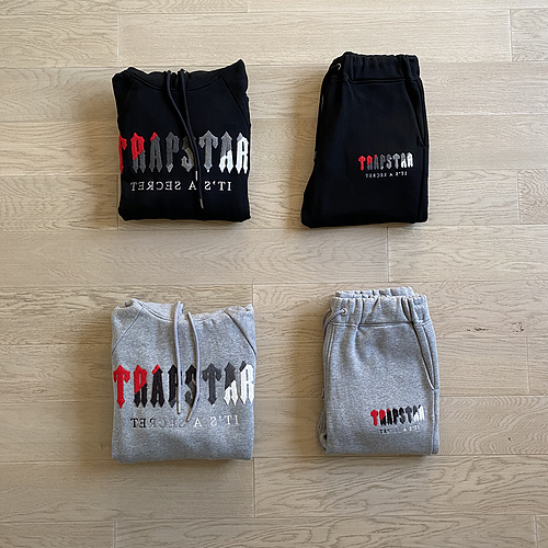 252¥  Trapstar Chenille Decoded Hooded Tracksuit 