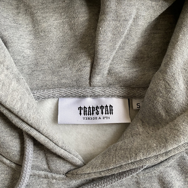 252¥  Trapstar Chenille Decoded Hooded Tracksuit | Yupoo - Image 19