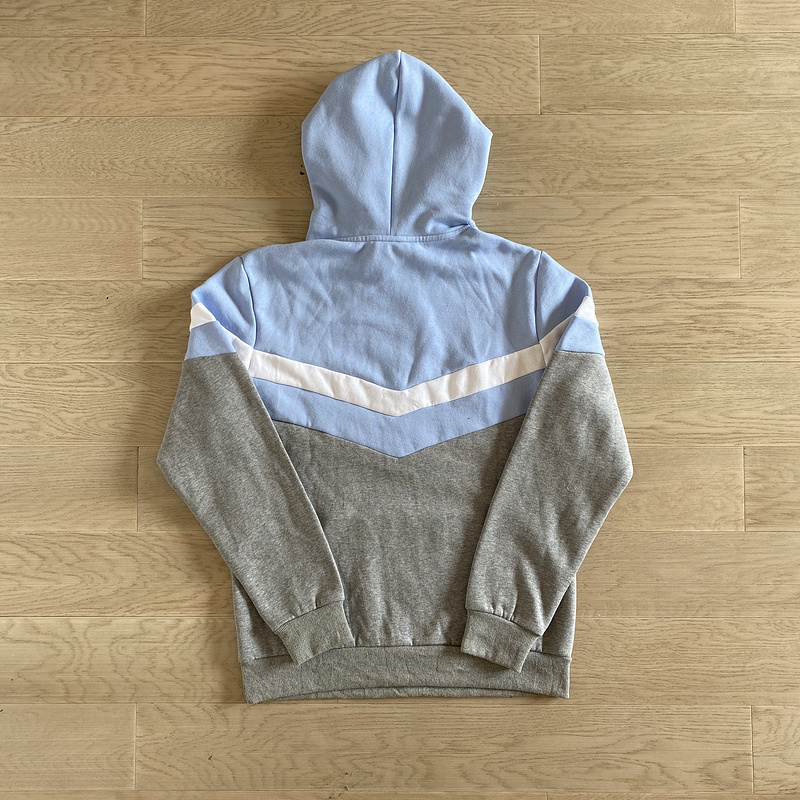 266¥ V-Stripe Hooded Tracksuit | Yupoo - Image 8