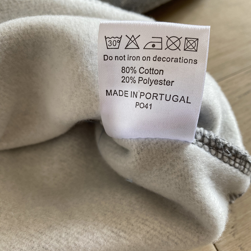 266¥ V-Stripe Hooded Tracksuit | Yupoo - Image 15