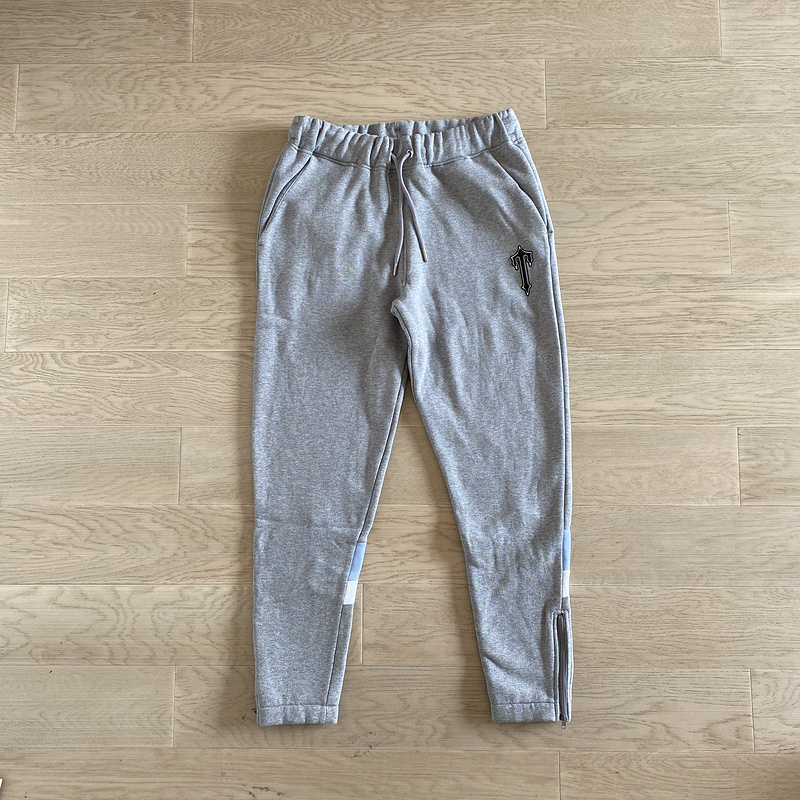 266¥ V-Stripe Hooded Tracksuit | Yupoo - Image 16