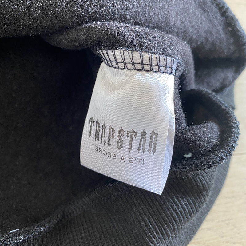 266¥ V-Stripe Hooded Tracksuit | Yupoo - Image 30