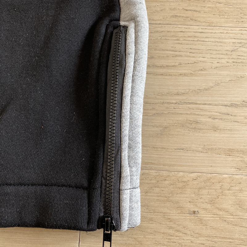 266¥ V-Stripe Hooded Tracksuit | Yupoo - Image 36