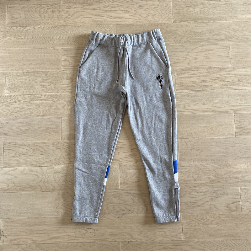 266¥ V-Stripe Hooded Tracksuit | Yupoo - Image 49