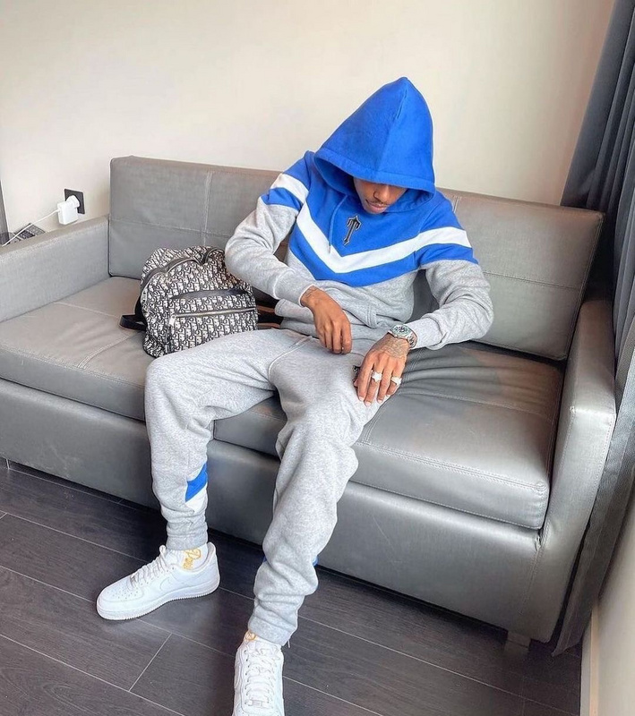 266¥ V-Stripe Hooded Tracksuit | Yupoo - Image 70