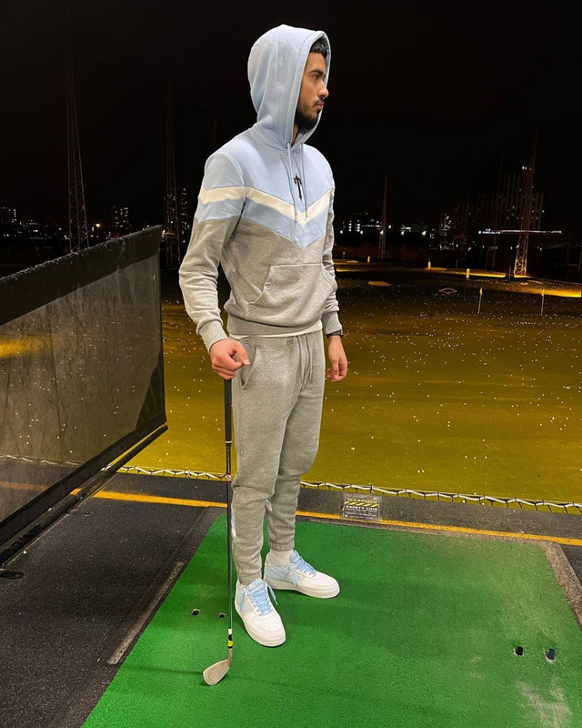 266¥ V-Stripe Hooded Tracksuit | Yupoo - Image 73