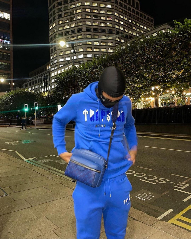 252 ¥ CHENILLE DECODED HOODED TRACKSUIT - DAZZLING BLUE/WHITE | Yupoo - Image 16
