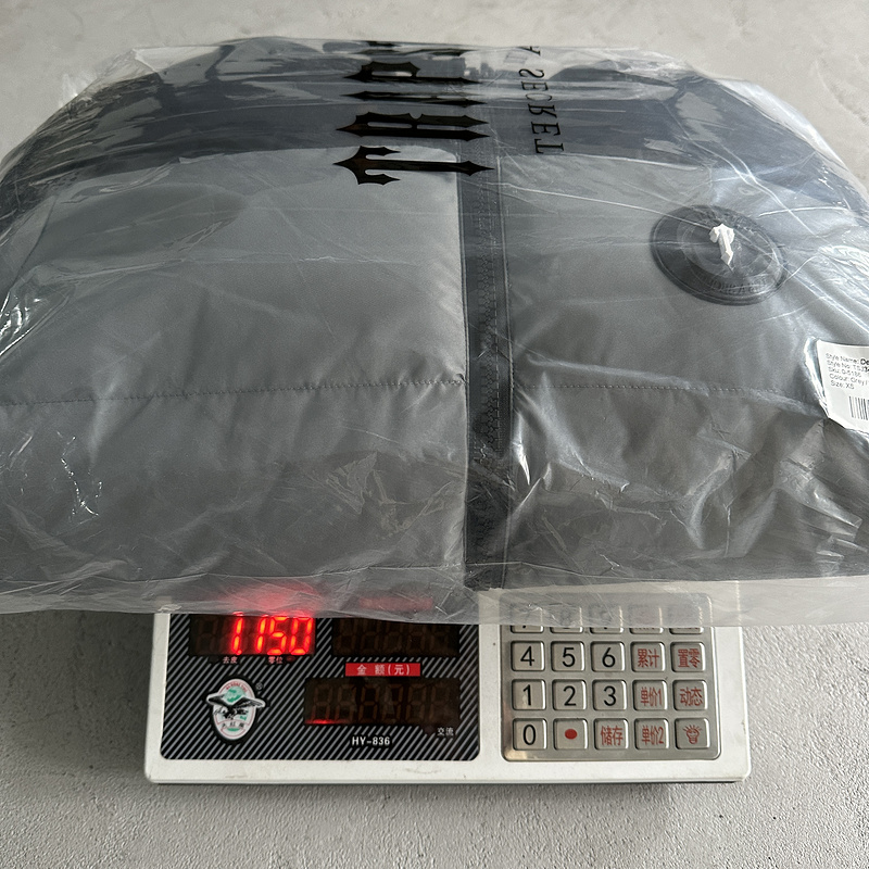 293¥ decoded puffer-grey/black | Yupoo - Image 3