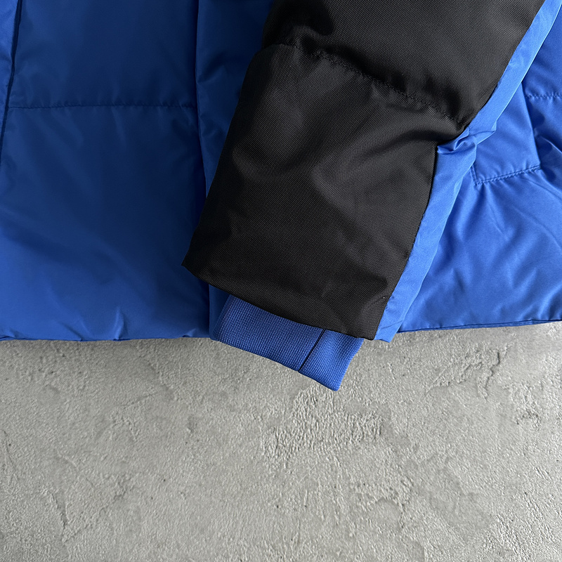 293¥ decoded arch puffer-black blue | Yupoo - Image 11