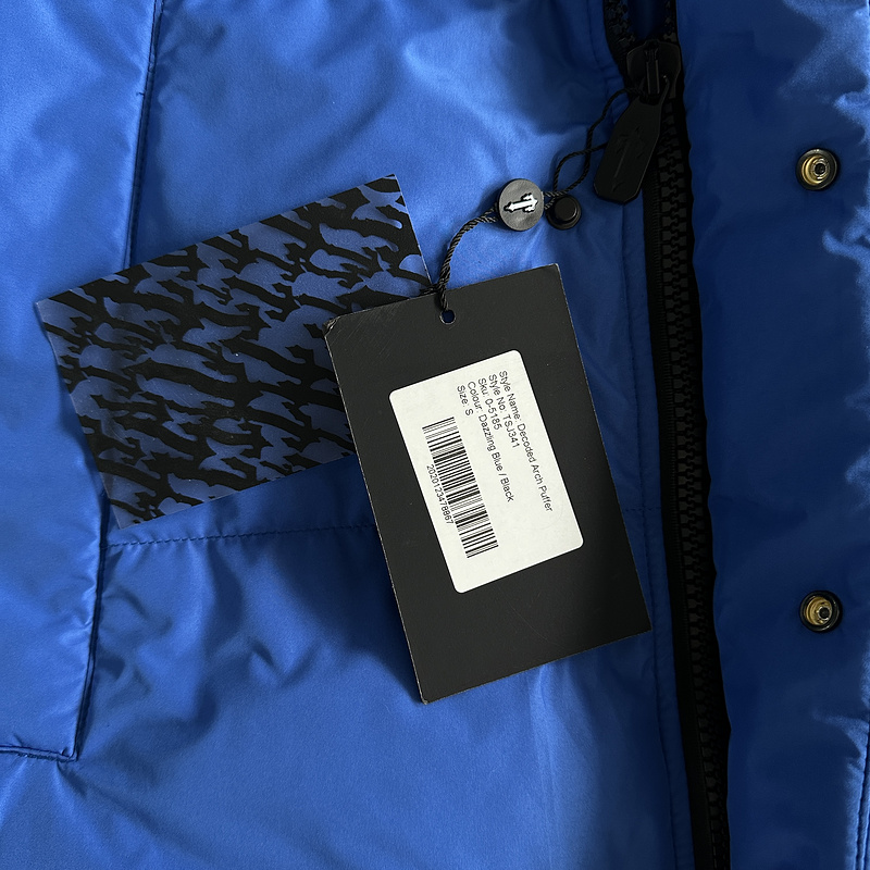 293¥ decoded arch puffer-black blue | Yupoo - Image 15