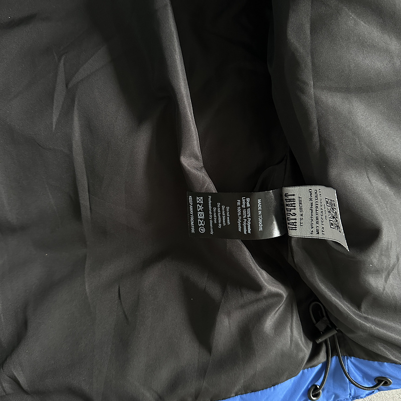 293¥ decoded arch puffer-black blue | Yupoo - Image 20