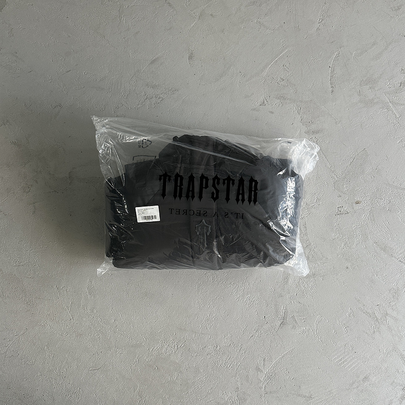 293¥ decoded arch puffer-black | Yupoo - Image 4